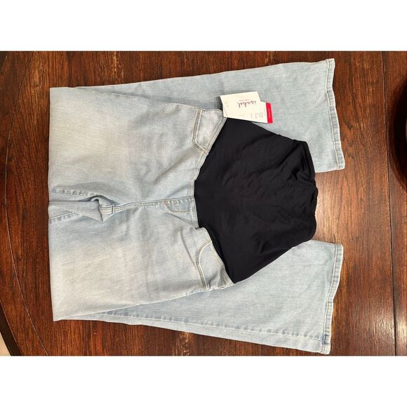 Ingrid & Isabel Light Wash Flare Maternity Jeans With Bellyband Size 4 New - Picture 1 of 4